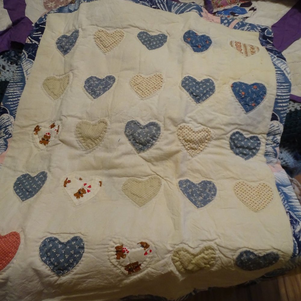 Baby doll quilt, heart pattern, great for playing with dollies or wall hanging